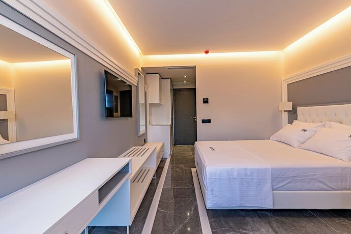 Imagen general del Hotel BARETI BOUTIQUE HOTEL, Kasandra. Foto 15