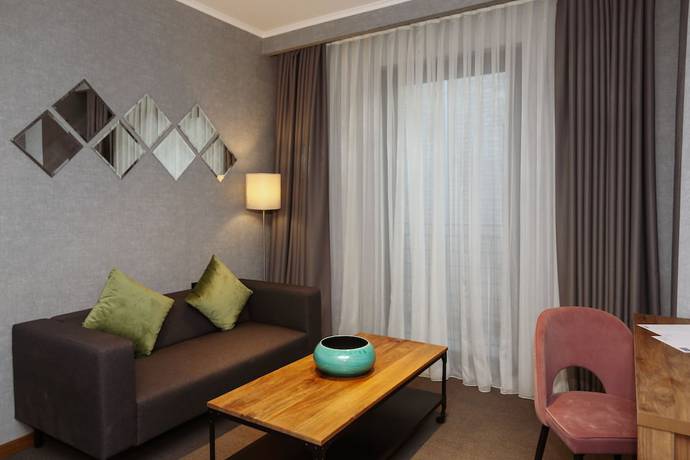 Imagen de la habitación del Hotel BARNOVI BOUTIQUE HOTEL. Foto 4