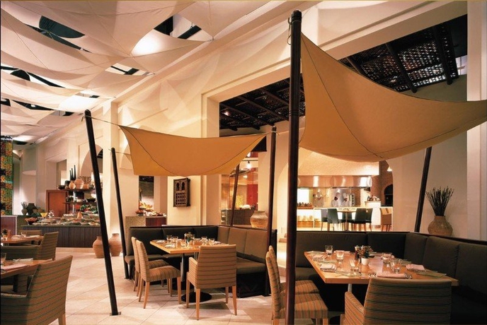 Imagen general del Hotel BARR AL JISSAH - AL BANDAR RESORT. Foto 3