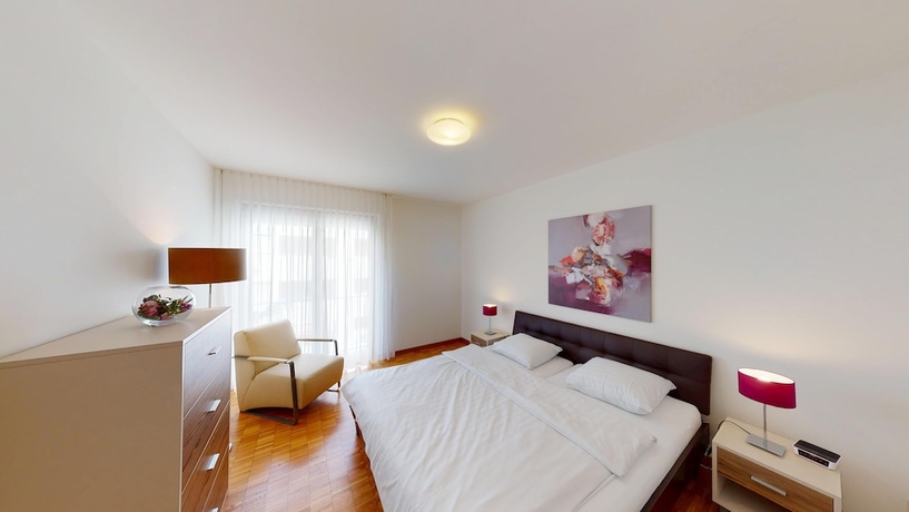Imagen de la habitación del Hotel BASELLODGING Sch&ouml;nau Serviced Living. Foto 5