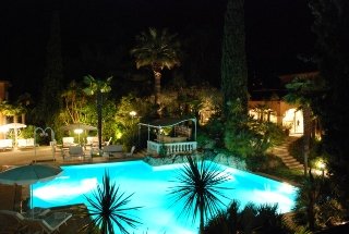 Imagen de la piscina del Hotel BASTIDE SAINT TROPEZ. Foto 12
