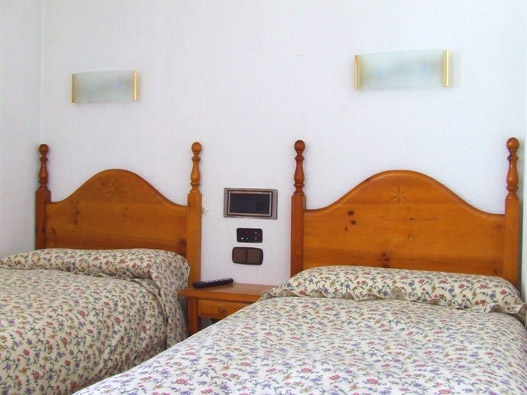 Imagen de la habitación del Hotel BATALLA HOTEL. Foto 4