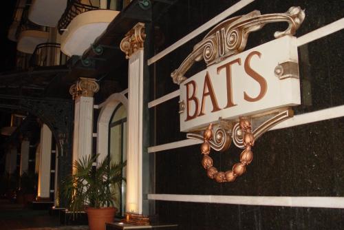 Imagen de la habitación del Hotel BATS. Foto 20