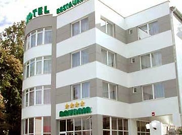 Imagen de los exteriores del Hotel BAVARIA, Craiova. Foto 6