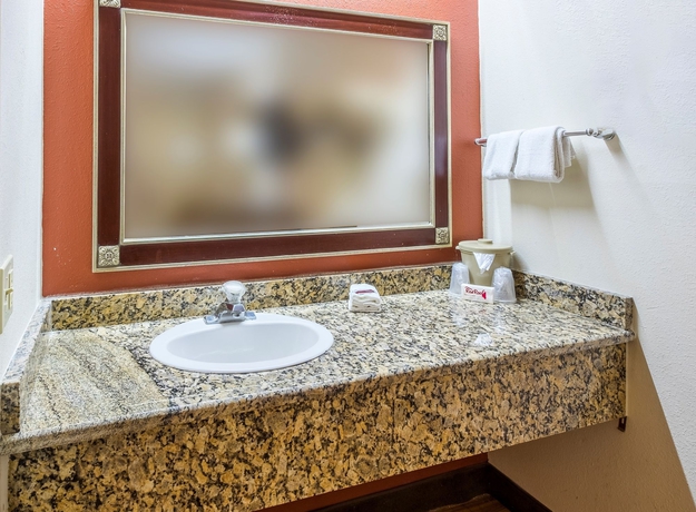 Imagen de la habitación del Hotel BAY INN, Tampa . Foto 7