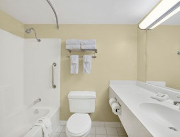 Imagen de la habitación del Hotel BAYMONT INN y SUITES ORLANDO/ UNIVERSAL AREA. Foto 5