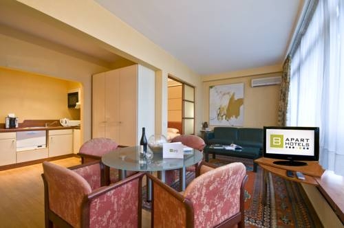 Imagen general del Hotel B-Aparthotels Louise. Foto 2