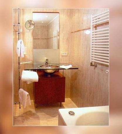 Imagen general del Hotel B-Aparthotels Louise. Foto 4