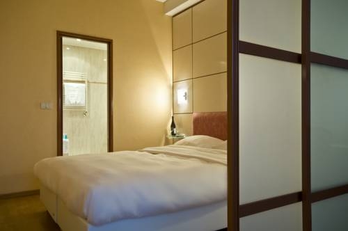 Imagen general del Hotel B-Aparthotels Louise. Foto 9