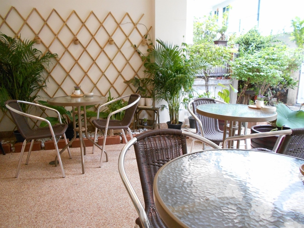 Imagen del bar/restaurante del Hotel BB Boutique Mansion. Foto 2