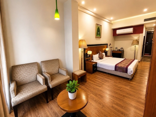 Imagen de la habitación del Hotel BB Grand Agra. Foto 6
