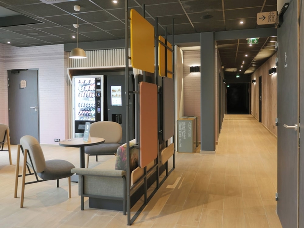 Imagen de los interiores del Hotel BB HOTEL Carcassonne Rocadest La Cite. Foto 16