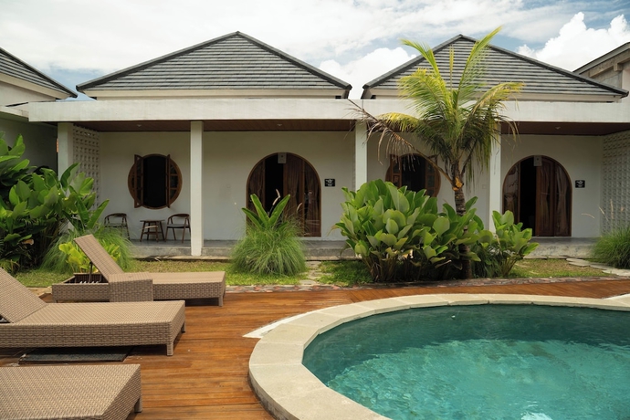Imagen de la piscina del Hotel BBC Suite and Garden. Foto 16