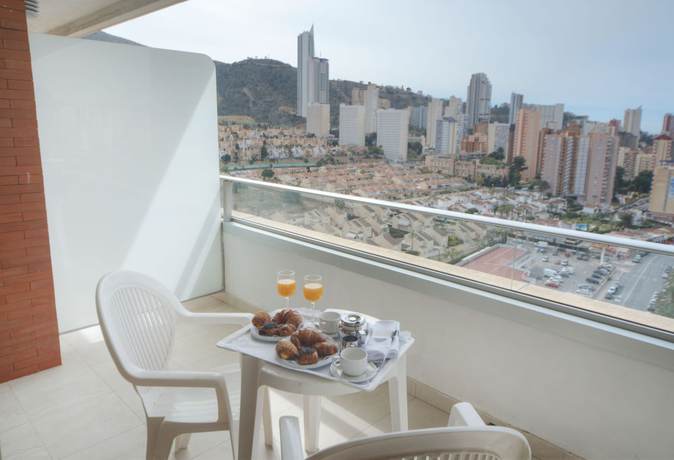 Imagen de la habitación del Hotel BCL Levante Club and Spa - Only Adults. Foto 9