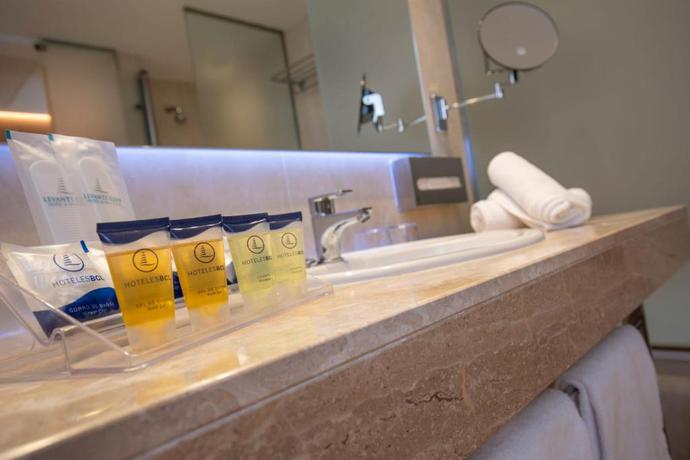 Imagen de la habitación del Hotel BCL Levante Club and Spa - Only Adults. Foto 10
