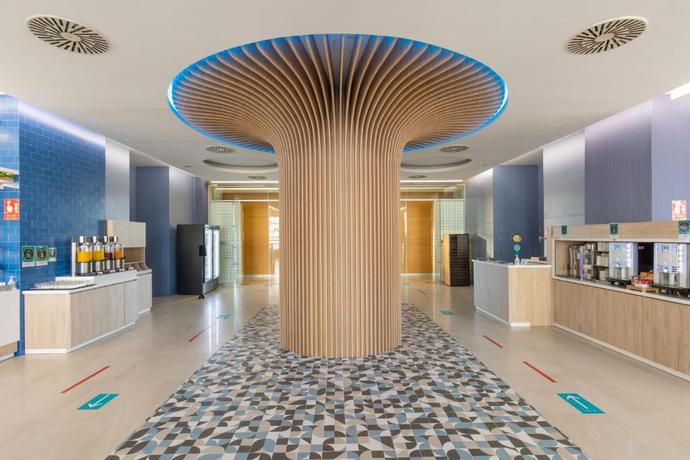 Imagen del bar/restaurante del Hotel BCL Levante Club and Spa - Only Adults. Foto 5