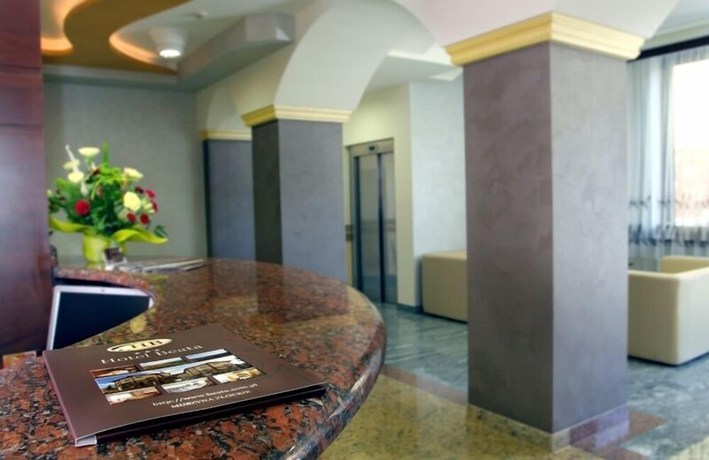 Imagen de los interiores del Hotel BEATA, Muszyna. Foto 19
