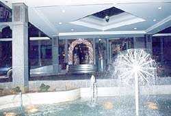 Imagen de la piscina del Hotel BEAU RIVAGE, UNESCO. Foto 3