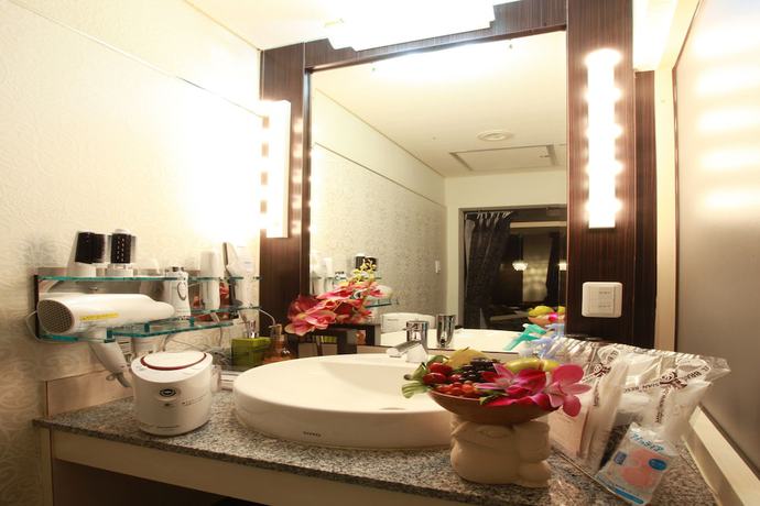 Imagen de la habitación del Hotel BEAUTY HOTEL BRASSINO ASIAN RESORT. Foto 15