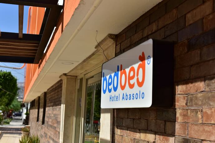 Imagen general del Hotel BED BED HOTEL ABASOLO. Foto 4