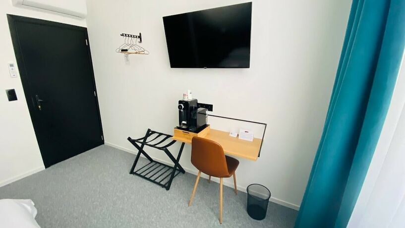 Imagen general del Hotel BED Cauchy. Foto 3