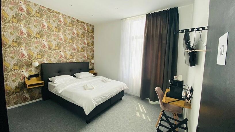 Imagen general del Hotel BED Cauchy. Foto 5