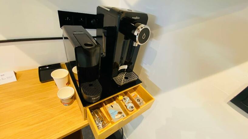 Imagen general del Hotel BED Cauchy. Foto 6