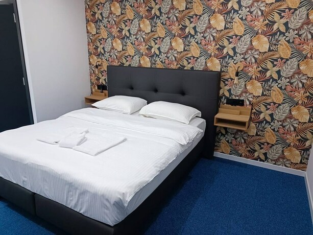 Imagen general del Hotel BED Cauchy. Foto 10