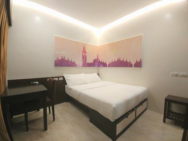 Imagen de la habitación del Hotel BED+BATH Serviced Suites. Foto 19