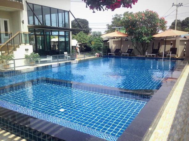 Imagen de la piscina del Hotel BEE ORCHID POOL VILLA. Foto 8