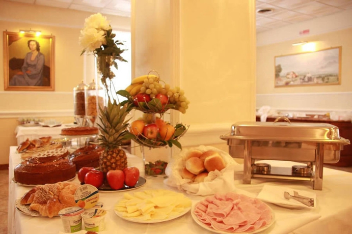 Imagen del bar/restaurante del Hotel BEETHOVEN, Roma. Foto 2