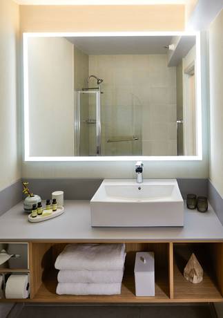 Imagen de la habitación del Hotel BEI San Francisco, Trademark Collection by Wyndham. Foto 9