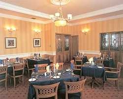 Imagen del bar/restaurante del Hotel BELFRY. Foto 2