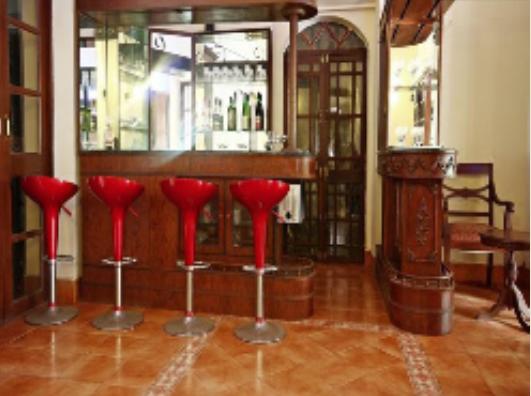 Imagen del bar/restaurante del Hotel BELLE WISTA WADO - ENVIRO GREEN RESORT. Foto 2