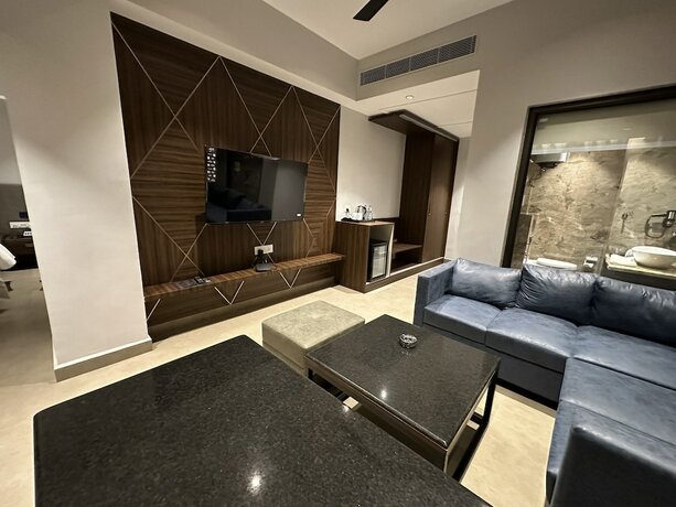 Imagen general del Hotel BELVEDERE SUITES, Greater Noida. Foto 11