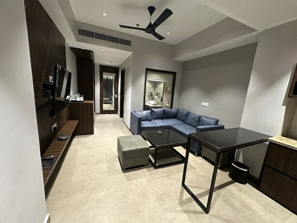 Imagen general del Hotel BELVEDERE SUITES, Greater Noida. Foto 12