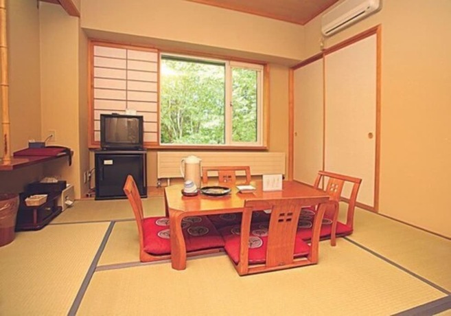 Imagen de la habitación del Hotel BERJAYA HAKKODA SKI RESORT. Foto 19