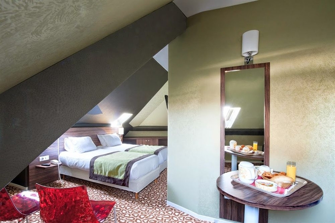 Imagen de la habitación del Hotel BERKELEY, Montparnasse. Foto 5