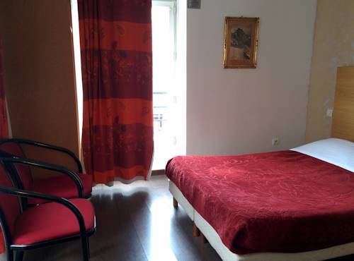 Imagen de la habitación del Hotel BERTHA. Foto 2