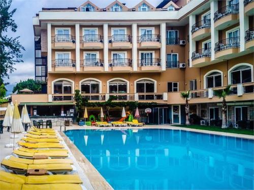 Imagen general del Hotel BESO BEACH HOTEL, Çamyuva. Foto 1