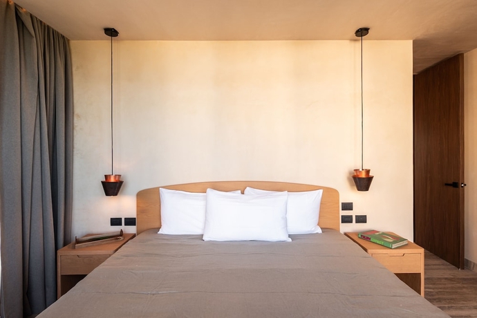 Imagen de la habitación del Hotel BESPOKE. Foto 13