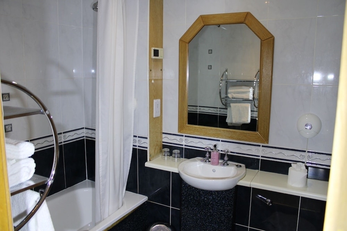 Imagen de la habitación del Hotel BESSEMER HOTEL. Foto 10