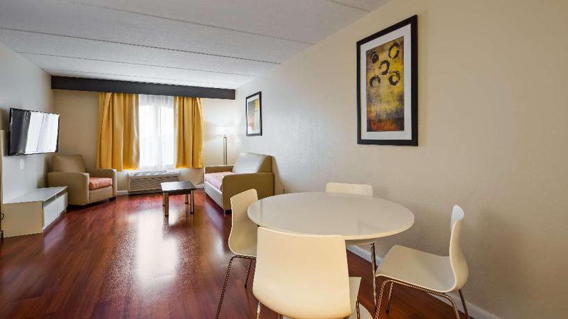 Imagen de la habitación del Hotel BEST WESTERN AIRP INN n SUITES. Foto 9