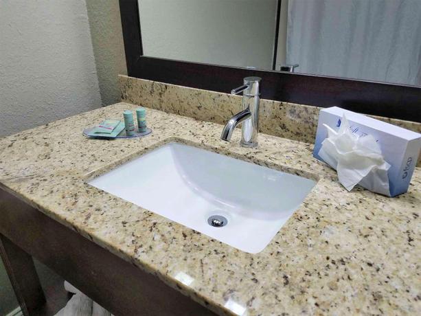 Imagen de la habitación del Hotel BEST WESTERN AIRP INN n SUITES. Foto 10