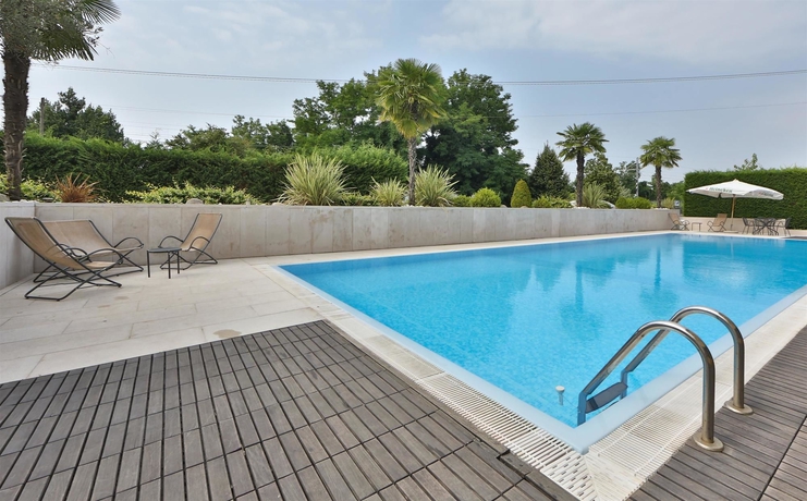 Imagen de la piscina del Hotel BEST WESTERN ANTICO TERMINE. Foto 14