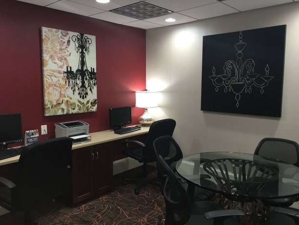 Imagen de los interiores del Hotel BEST WESTERN GATEWAY ADIRONDACK. Foto 16