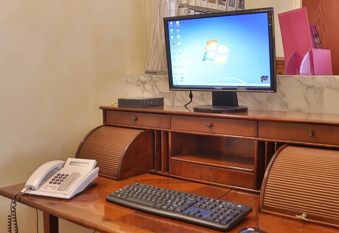 Imagen de los interiores del Hotel BEST WESTERN PICCADILLY. Foto 15