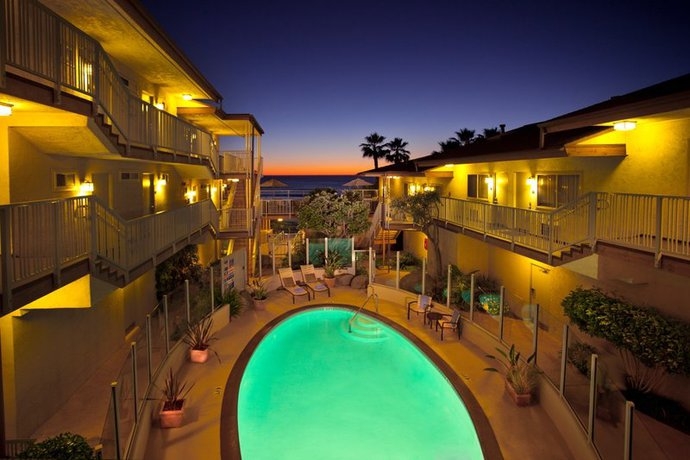 Imagen de la piscina del Hotel BEST WESTERN PLUS BEACH VIEW LODGE. Foto 7