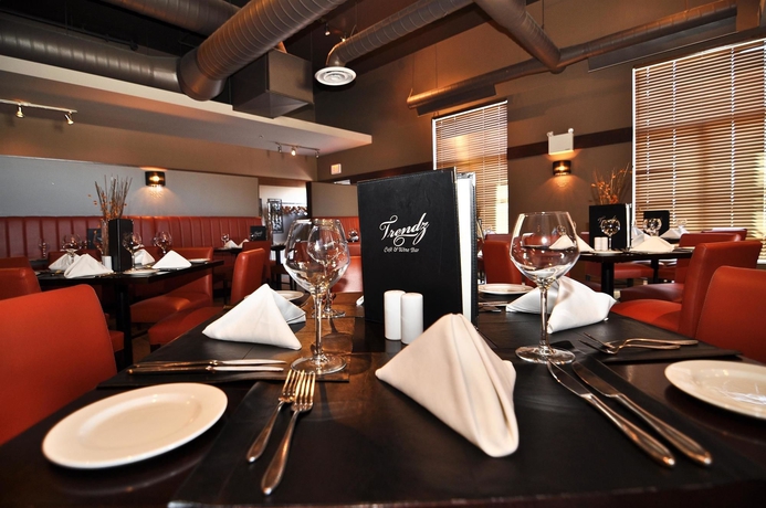 Imagen del bar/restaurante del Hotel BEST WESTERN PLUS DARTMOUTH. Foto 4