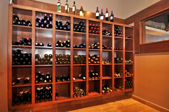 Imagen del bar/restaurante del Hotel BEST WESTERN PLUS DARTMOUTH. Foto 5
